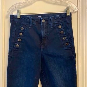 LAST CHANCE Gap True Skinny jeans short inseam